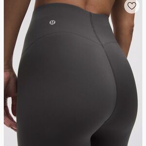 Lululemon glow up size 4